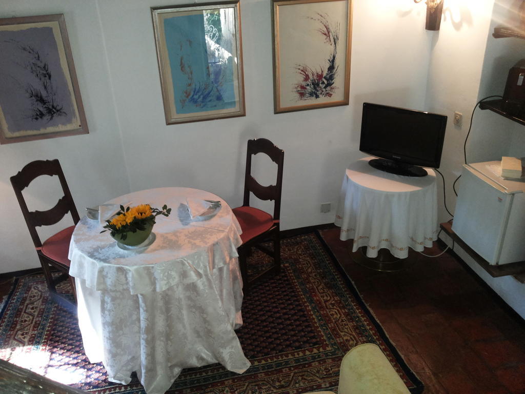 Motto Del Gallo Hotel Taverne Szoba fotó